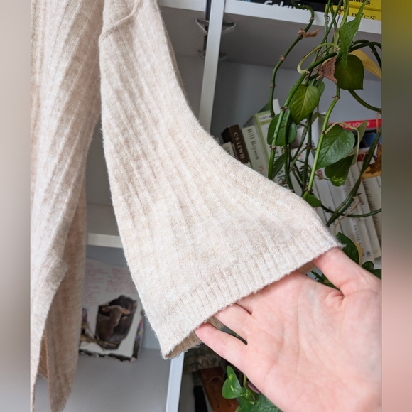 Free People Women's Sweater Henley Cozy Beige Knit Size Small Oversized Boho - Picture 3 of 11